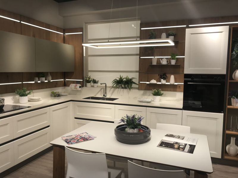 VENETA CUCINE - MOD. ARMONIA